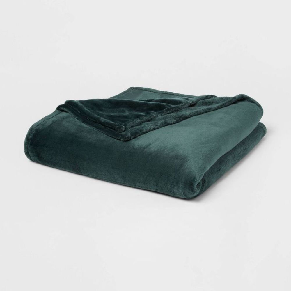 Full/Queen Cozy Microplush Fleece Bed Blanket - Pine Green